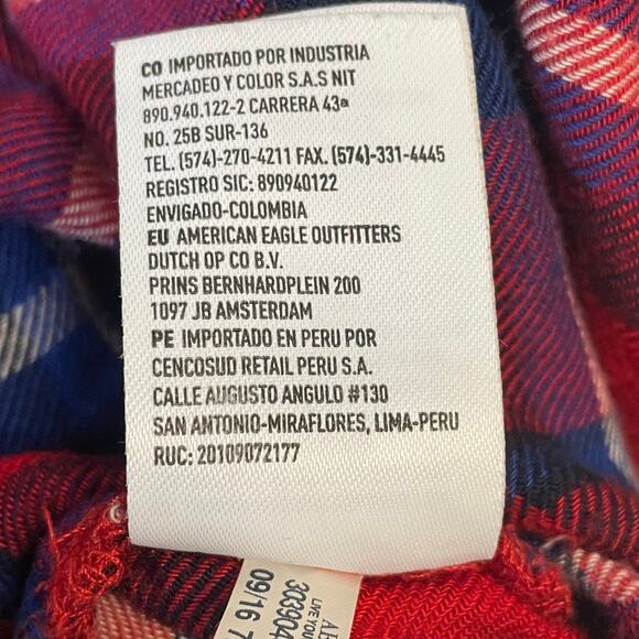 American Eagle Red Plaid Flannel Shirt Women’s Medium Boyfriend Fit Soft - Picture 10 of 11